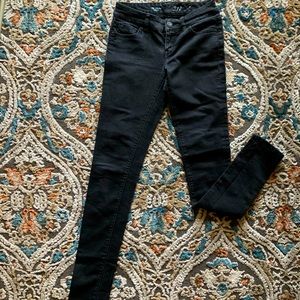 The Limited 917 Black Denim Skinny